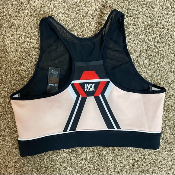 Ivy Park- Colorblock Women’s Sports Bra Large - Picture 4 of 6